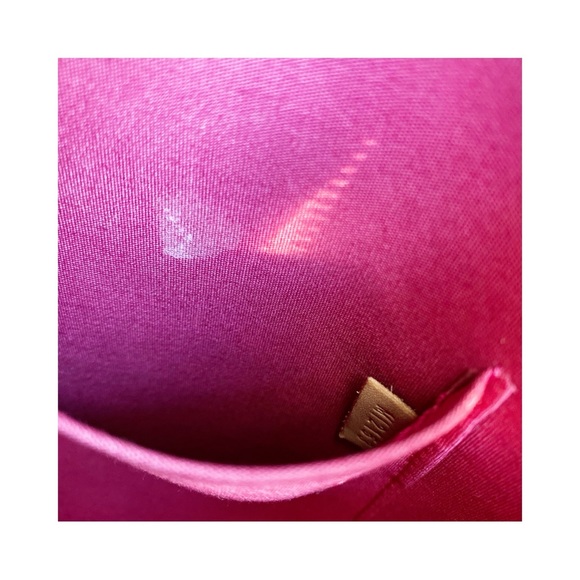 LOUIS VUITTON Monogram Vernis Alma PM Handbag Patent Leather Red. - Picture 10 of 11